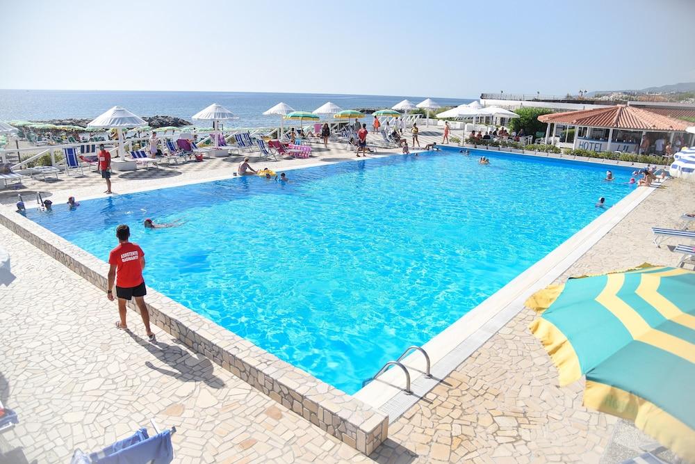 Hotel Delle Stelle Beach Resort Sangineto Extérieur photo