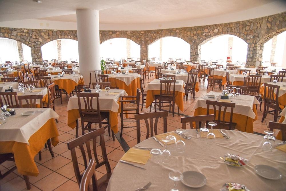 Hotel Delle Stelle Beach Resort Sangineto Extérieur photo