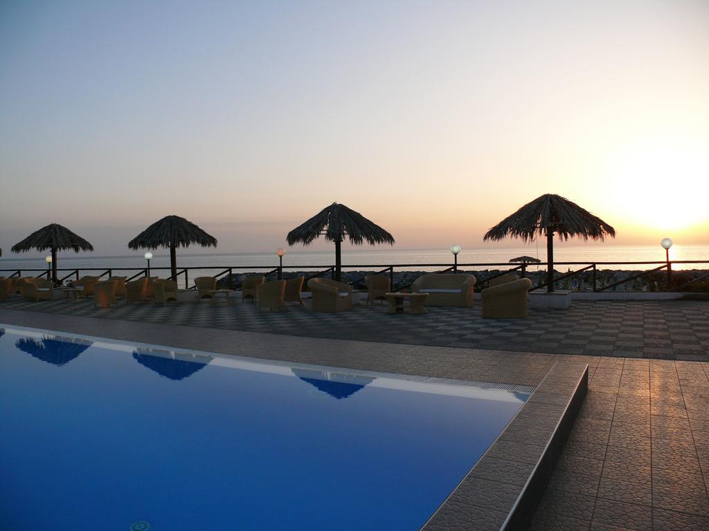 Hotel Delle Stelle Beach Resort Sangineto Extérieur photo