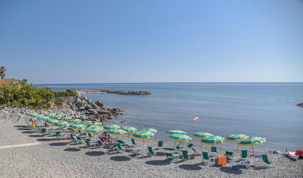 Hotel Delle Stelle Beach Resort Sangineto Extérieur photo