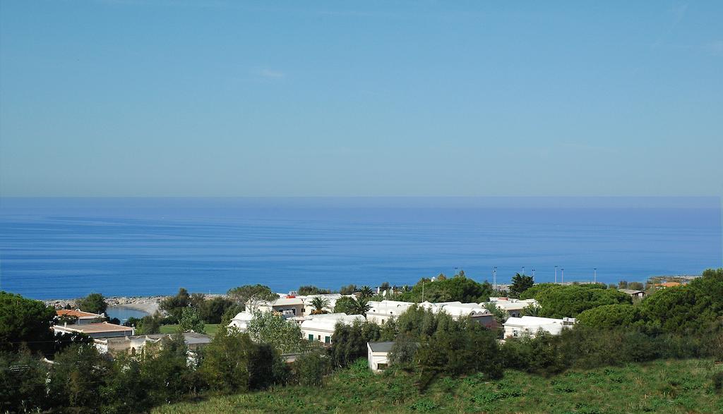 Hotel Delle Stelle Beach Resort Sangineto Extérieur photo